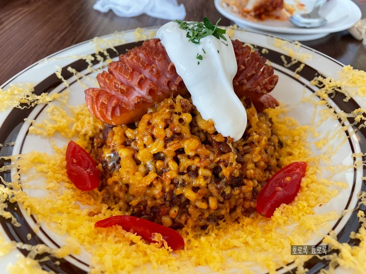  [첨단 브런치 맛집] 아크레타에 있는 빈티지 레스토랑 오렌지블루스