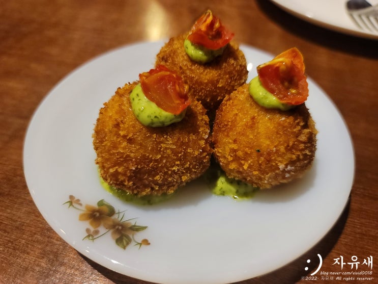  강릉 미트컬쳐 레스토랑 맛집 안목해변 데이트코스로 추천 예약 필수