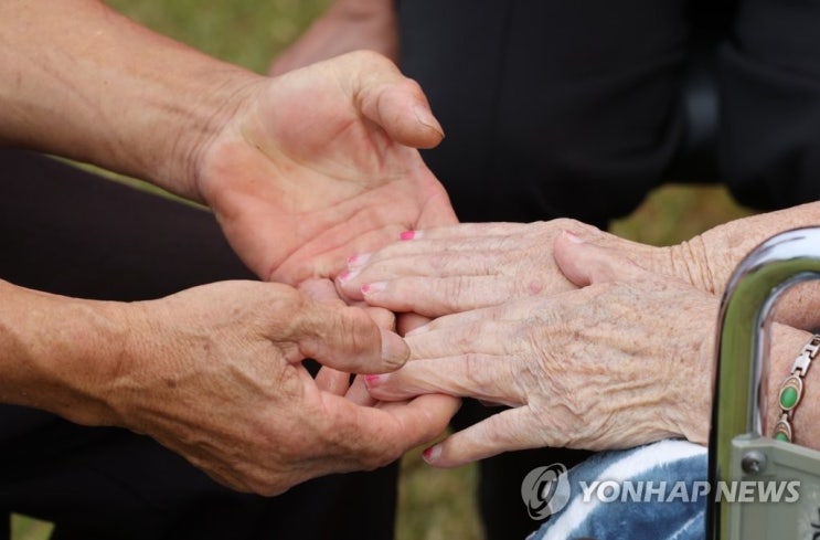 자식 연락 끊어진 요양병원 독거노인, 수급자 혜택 `난감`