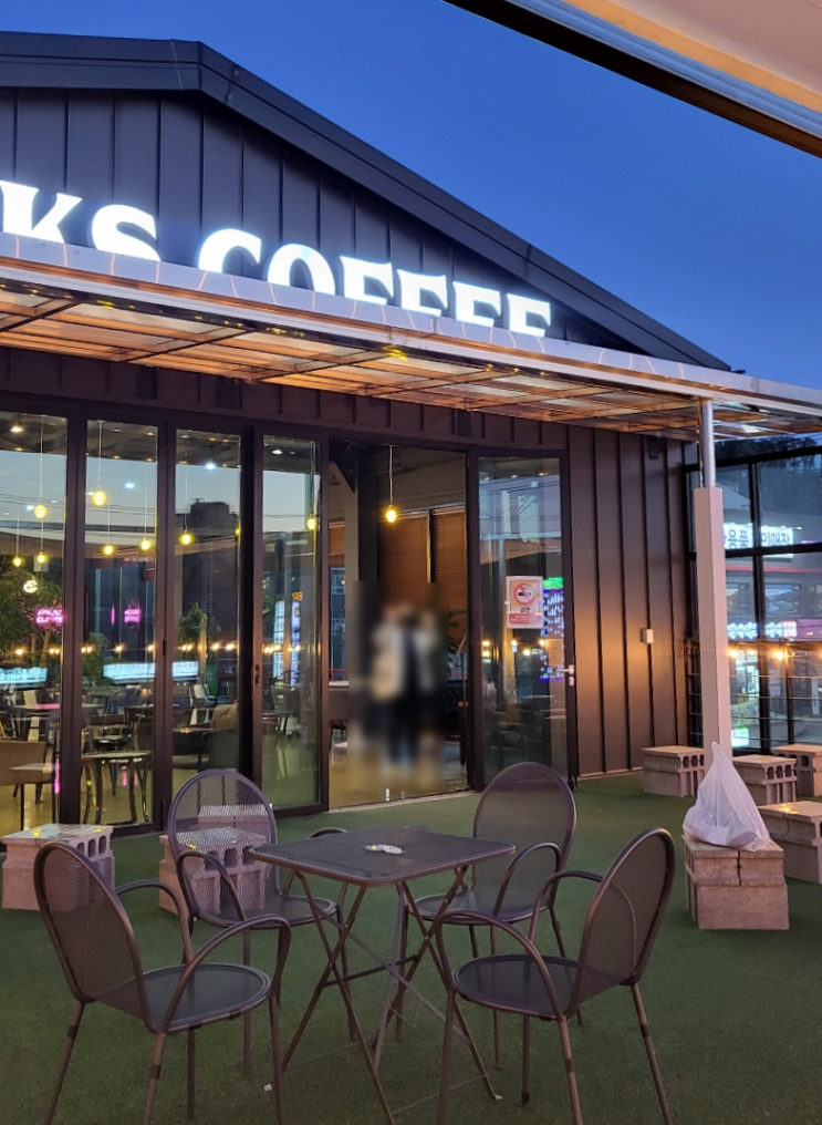 [내돈내산] 화성 융견릉 카페  '브릭스커피' 시원한 루프탑에서 커피한잔!