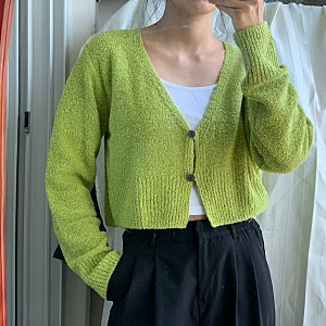 더일마 로즈 크롭드 가디건 올리브 봄 가디건으로 추천!