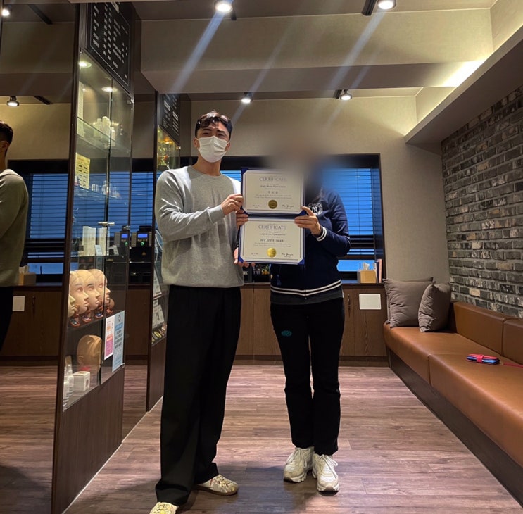  부산두피문신 수강 1세대 원스칼프아카데미에서 :)