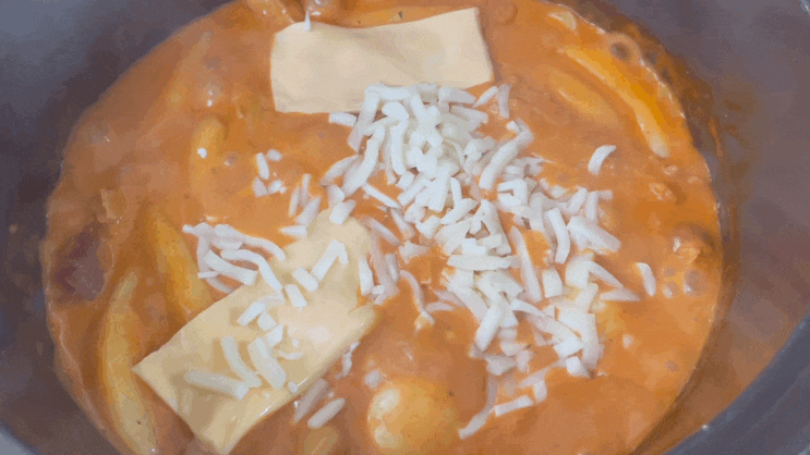  쌍문역 떡볶이 가성비 최고 (feat. 마녀들의 떡볶이)