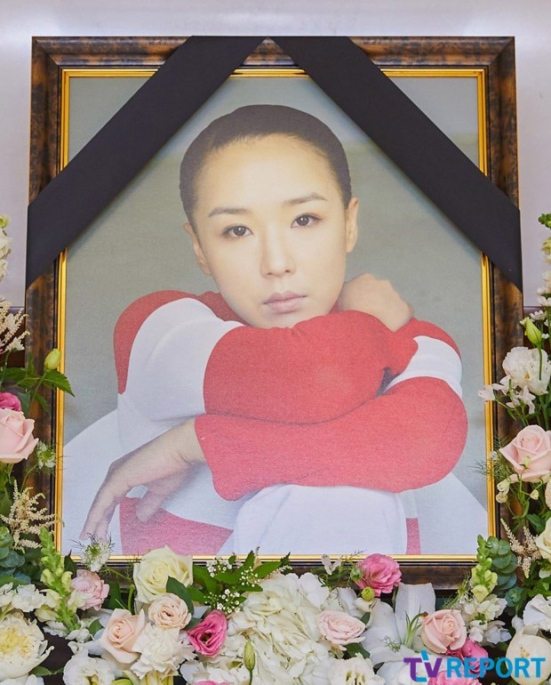 꼭 알아야 할 돌연사 증상 뇌출혈 고 강수연님을 추모하며 꼭 알아야 할 돌연사 증상 뇌출혈 고 강수연님을 추모하며
