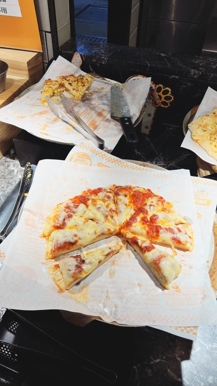 고속터미널 맛집 | 피자몰 뉴코아 강남점 | 주말점심 15,900원, 마약옥수수 피자