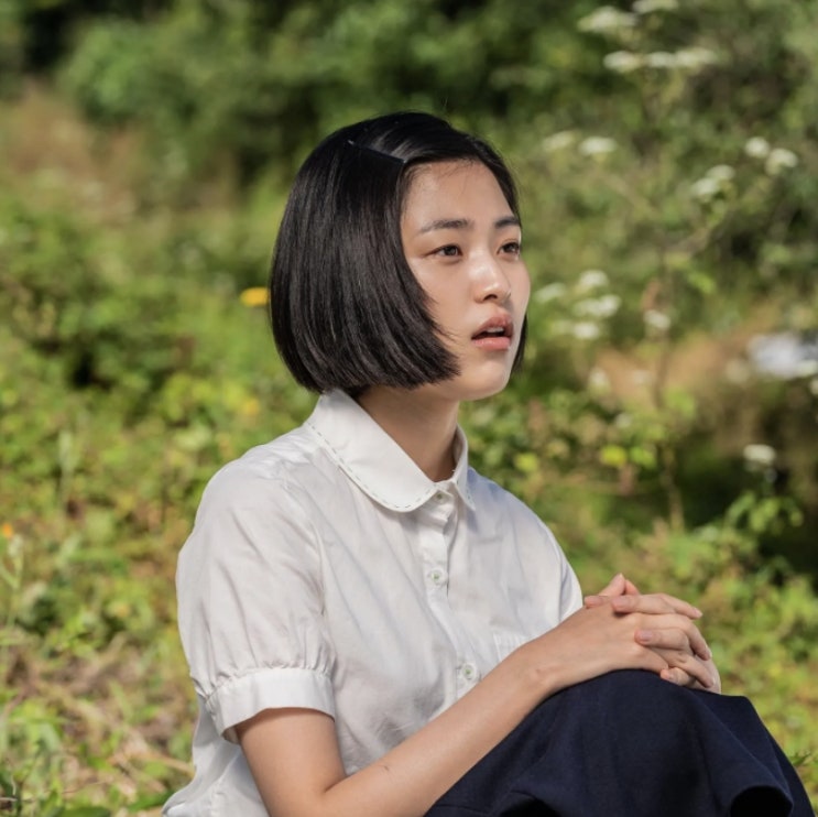 이수경, 영화 '기적'에서 섬세하고 빈틈 없는 감정 열연...백상예술대상 여우조연상 수상 이수경, 영화 '기적'에서 섬세하고 빈틈 없는 감정 열연...백상예술대상 여우조연상 수상
