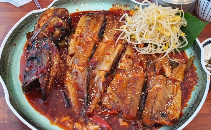 대전가수원동 한식 맛집 대전 명태조림 명태랑 유명호 본점에서 뿌시다.