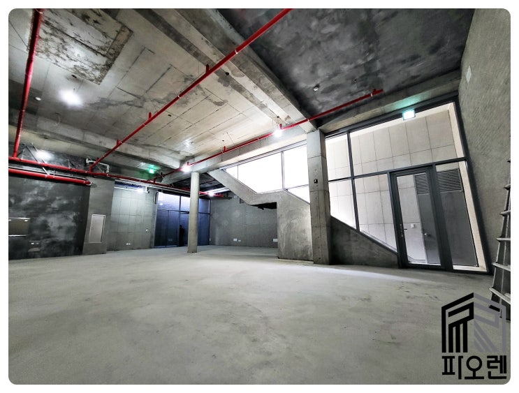 신축지하 상가임대 - 층고 5m, 전용 85평, 스튜디오 추천매물, 지상층과 연층임대 가능.