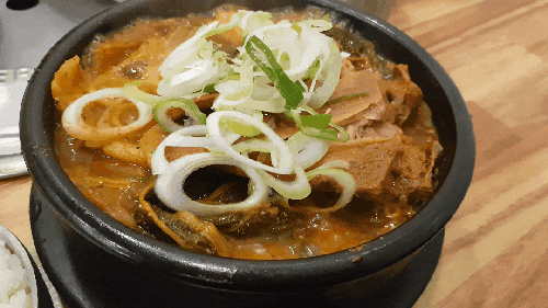 안양역 일번가 맛집 형제들 감자탕 뼈해장국 고기 많음 안양역 일번가 맛집 형제들 감자탕 뼈해장국 고기 많음