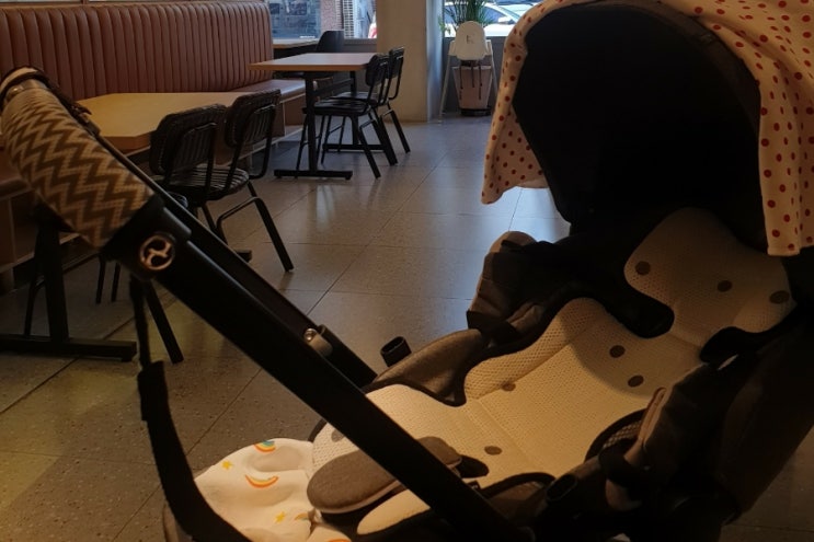  유모차 셀프 세탁 어렵지 않다
