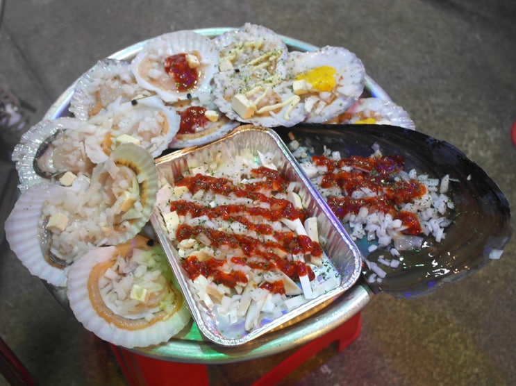  부산 영도 조개구이 '닥치라누나'