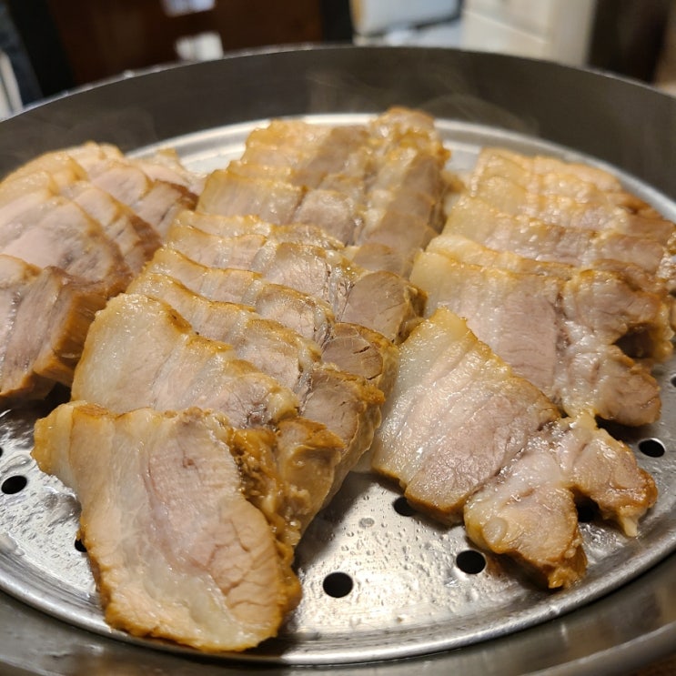  나만알수없어서 쓰는 원미동보쌈 황빛채보쌈