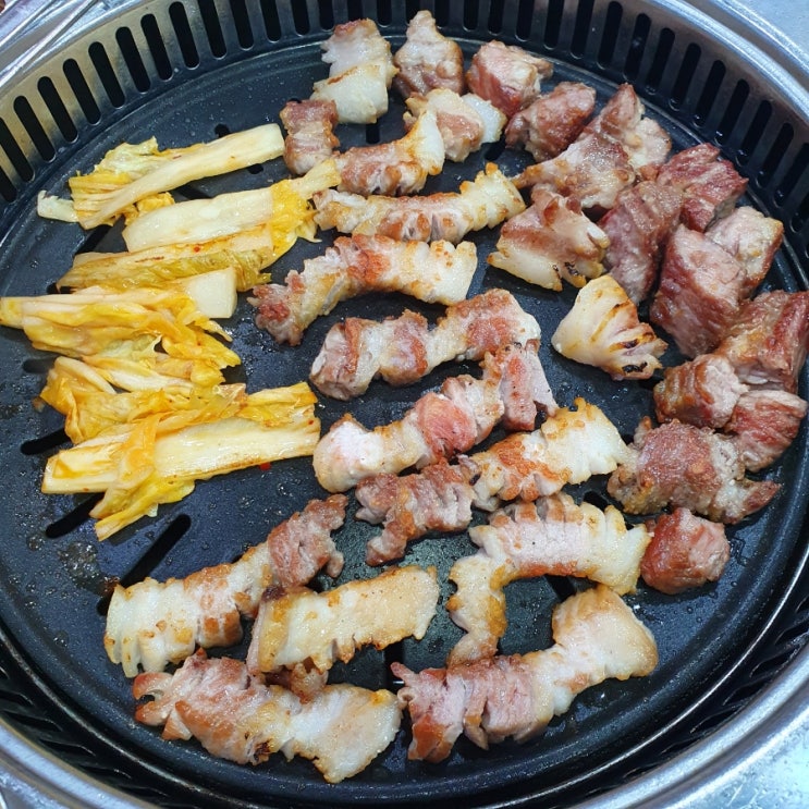  대구진천동맛집 삼겹살과 목살이 맛있는 '돼지만왕소금구이'