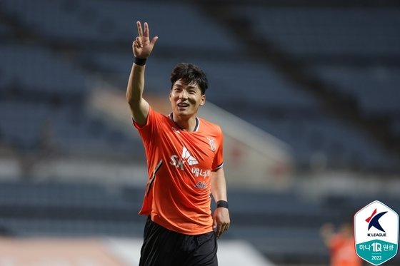 대구:수원, 인천:<b>전북</b>, 서울:수원FC, 포항:성남, 제주:<b>김천</b>)
