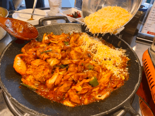  청주 동남지구 맛집 삼산회관, 150시간 숙성한 돼지로 만든 돼지김치구이 안먹어볼래?
