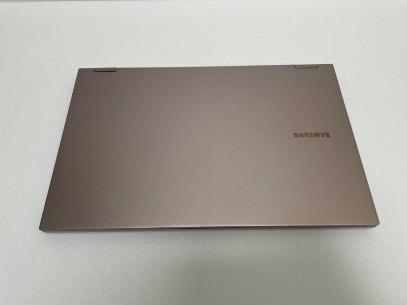 서울명동 갤럭시북 플렉스2 NT950QDA-XC73Z 중고노트북 최신형입니다