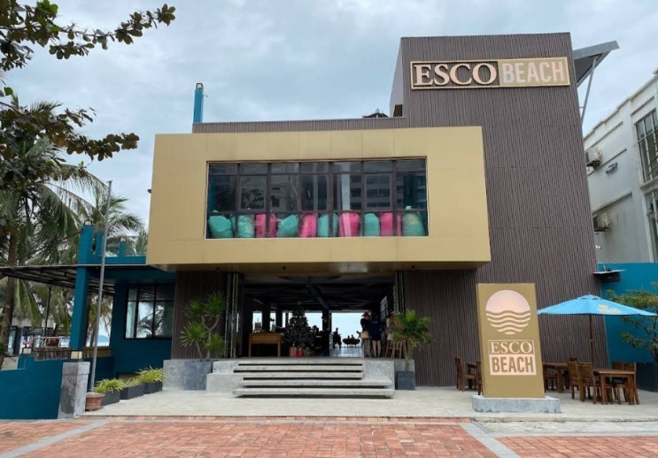  다낭 미케비치 해변 핫플레이스 카페 & BAR
