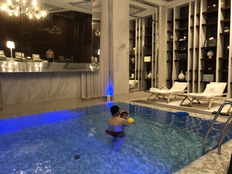  JW매리어트 동대문 호캉스 조식+수영장+룸서비스 후기 :: 24개월 아기랑 가기 딱좋았다! 경복궁과 남산돈까스 코스 추천