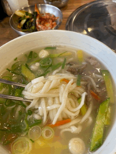  [강남역] 칼국수가 일품 (콩국수 개시, 만두까지) ‘심가네칼국수’ 재방문