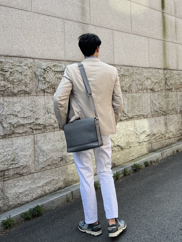 남자 크로스백. 루이비통남자 메신저백 실사용 3년 후기