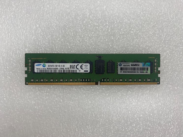 726718-B21, 752368-081 8GB PC4-2133P(1Rx4) ECC Registered DIMM