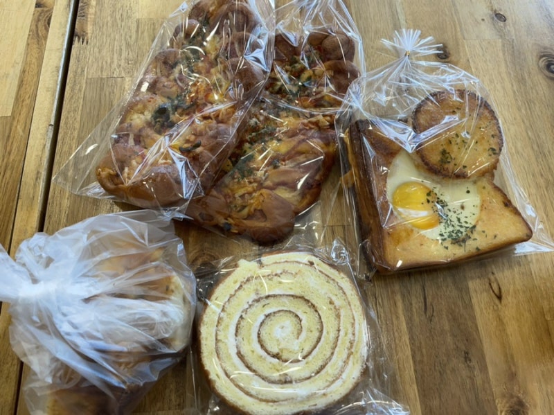 죽동빵집 이상화베이커리 : 피자빵과 롤케이크가 맛있는 유성구빵집
