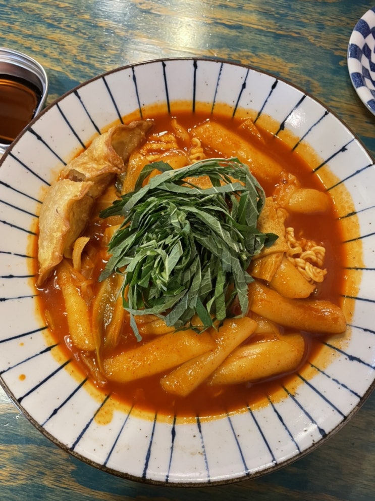  신촌 이대: 비건 가능 분식집 - 카우떡볶이 