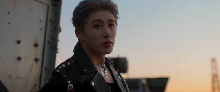  [MV] B.I _ BTBT [뮤비/가사/듣기]