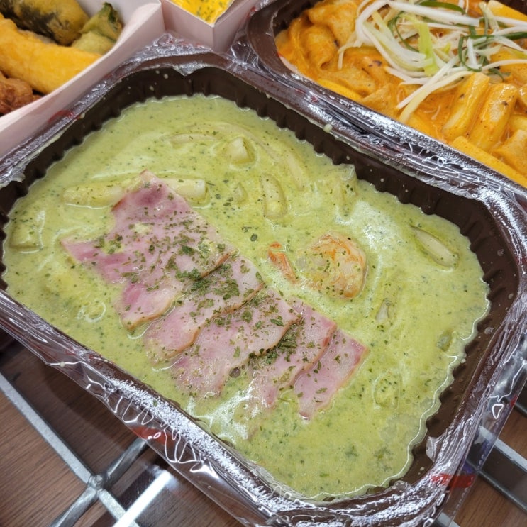  삼첩분식 바질크림떡볶이 솔직 후기! 놀면뭐하니에도 나온 떡볶이 먹어봤어요!