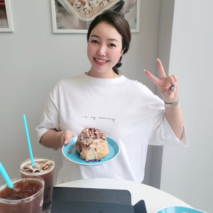 안산 문화브릿지광장카페 시나본