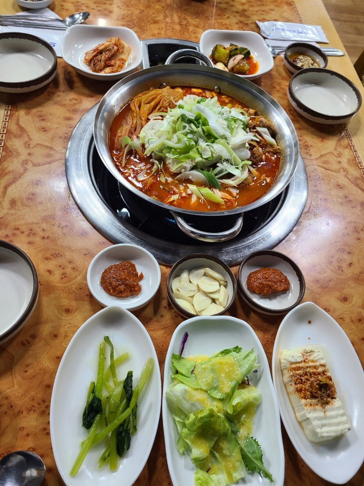  진월동 맛집 직접 만든 두부와 김치찜이 일품인 씨티병원 옆 정성담은