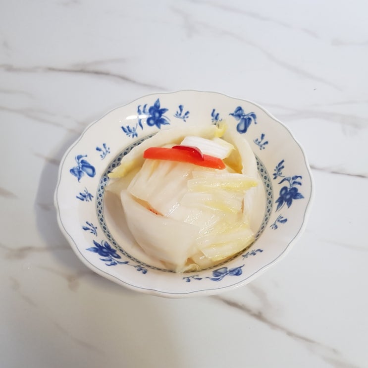  100% 국내산 아삭하고 맛있는 소양강 맑은 백김치