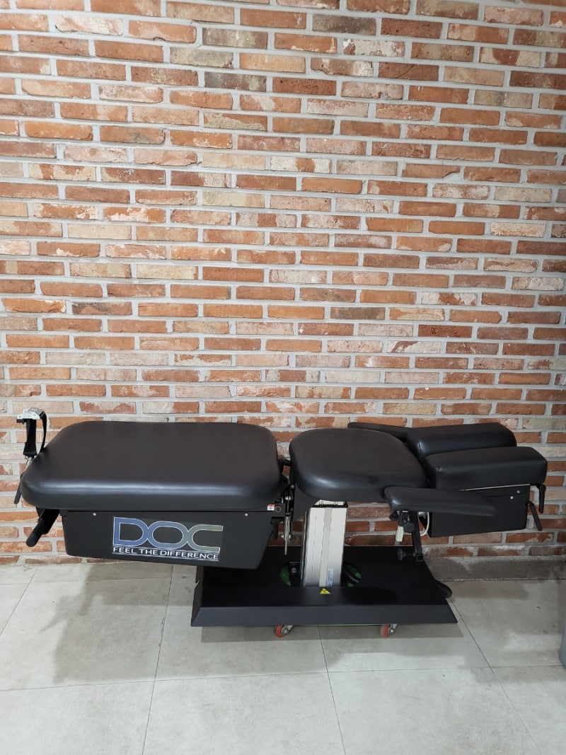 메디랜드-중고의료기기] KOASTRON 코아스트론 / DOC 무중력 감압 치료기/ 재활 물리 치료 장비 / 중고의료기 추천 : 네이버  블로그