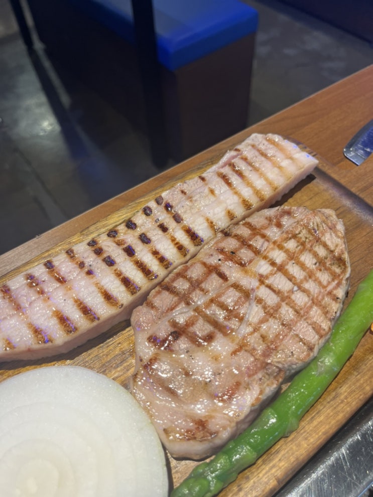 부천시청역 맛집 # 직접구워주는 찐 고기맛집 : 쏘삼208 부천현대중동점