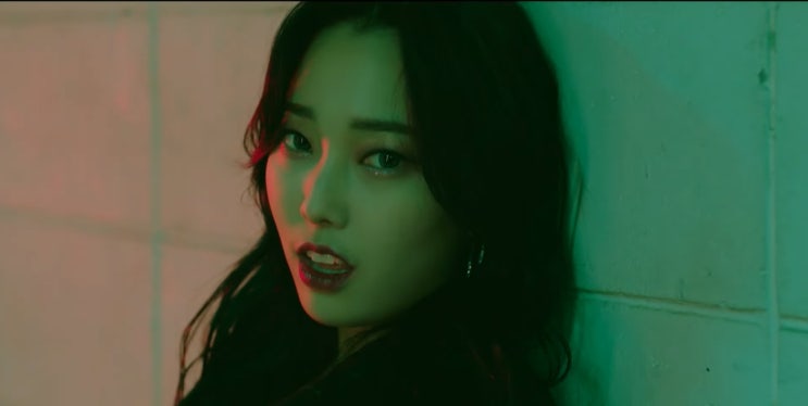  [MV] 유민 _ Real Love [뮤비/가사/듣기]