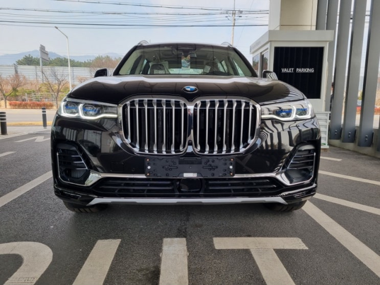 [비엠타카] BMW X7 40d 제원/할인/연비/정보 DPE 7인승 P1 마일드 하이브리드 후기 - 구미 리스 1개월 대기