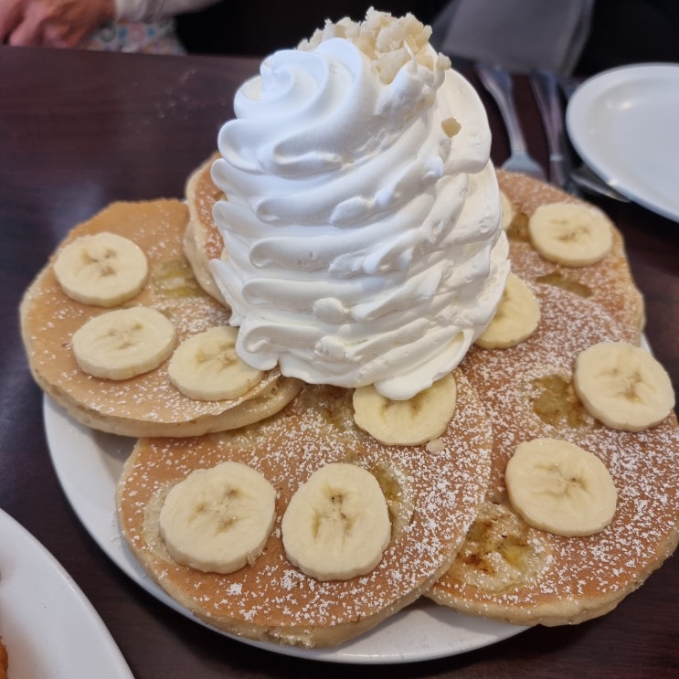  괌 팬케익 브런치 맛집 에그앤띵스