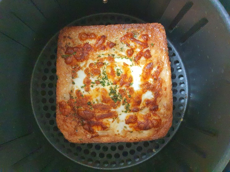 냉파 10분 요리 : 치즈맛 계란토스트