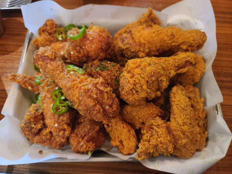 인천 인하대역 헤리움 맛집 꽈뜨봉치킨 닭다리가 무려 4개!