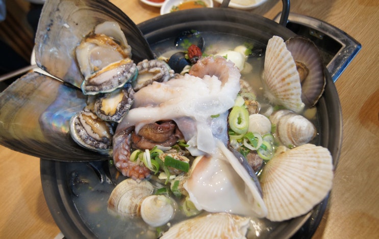 신사역맛집 탕의신 홍대포 해천탕 보약같은 국물과 해물로 몸보신 신사역맛집 탕의신 홍대포 해천탕 보약같은 국물과 해물로 몸보신