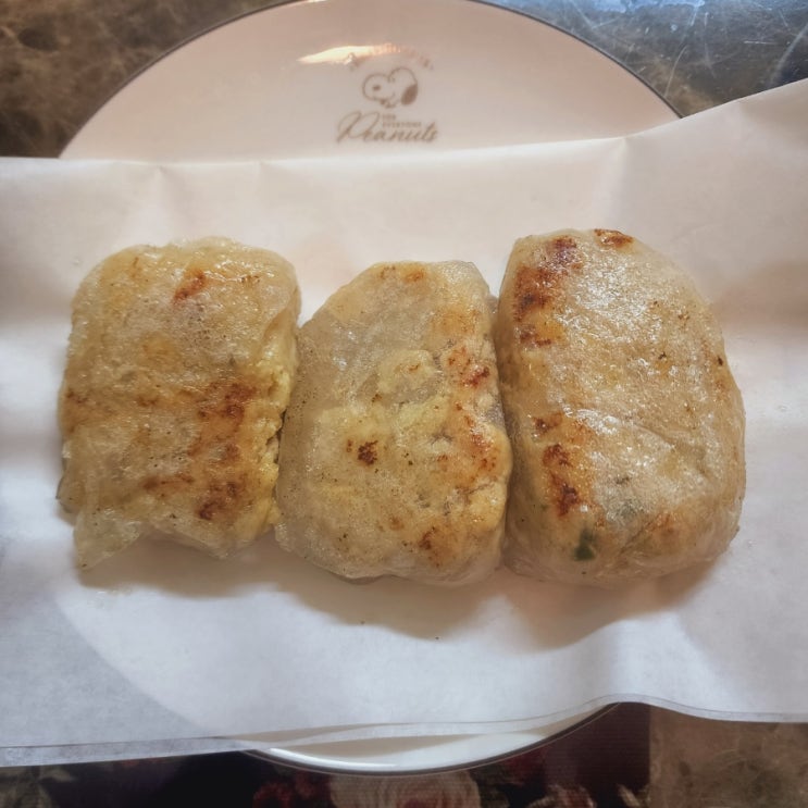  콩비지, 라이스페이퍼로 만든 만두! 영양과 맛까지 잡은 맛있고 건강한 로우의 건강요리