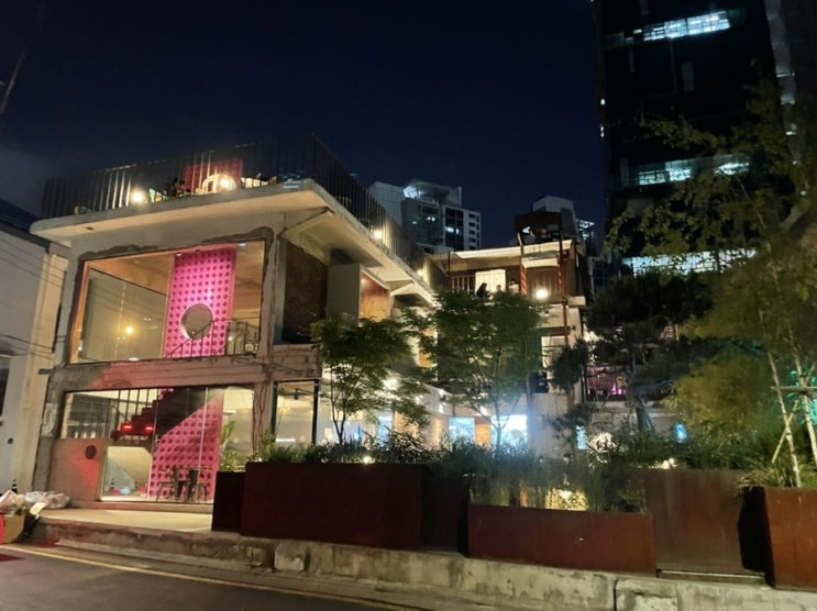 [성수 옹근달] 연못이 있는 루프탑 디저트 카페 추천(내돈내먹 후기)