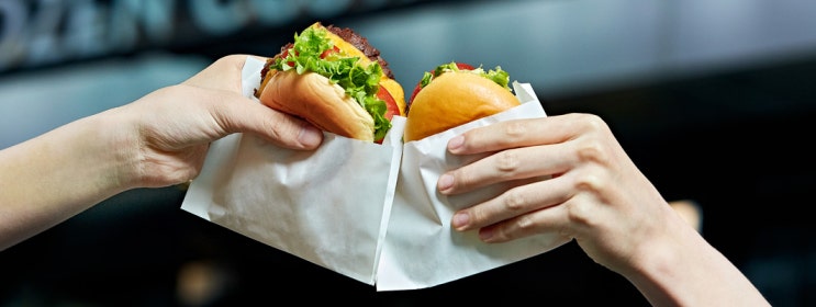  패스트캐주얼(fast casual) 레스토랑
