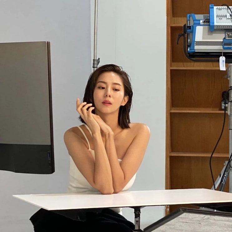 드라마 종영 후 휴식 중인 애프터스쿨 배우 유이, 레고랜드 방문한 사진 공개하며 전한 근황 드라마 종영 후 휴식 중인 애프터스쿨 배우 유이, 레고랜드 방문한 사진 공개하며 전한 근황