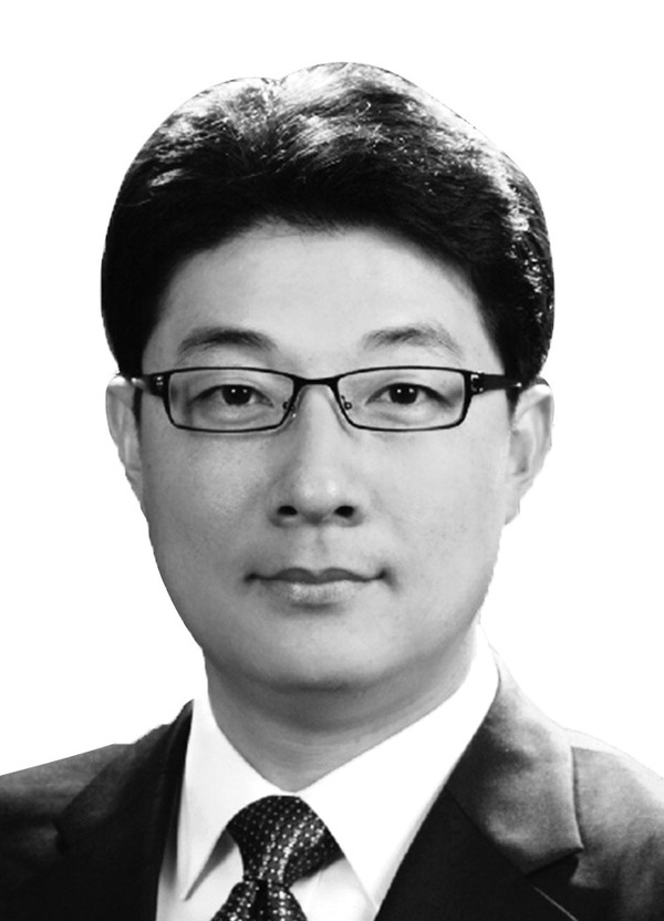 오늘을 살아가는 아동 오늘을 살아가는 아동