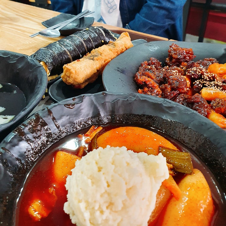 방앗간 떡볶이가 있는 서면 떡볶이 맛집; 떡장인방앗간 방앗간 떡볶이가 있는 서면 떡볶이 맛집; 떡장인방앗간