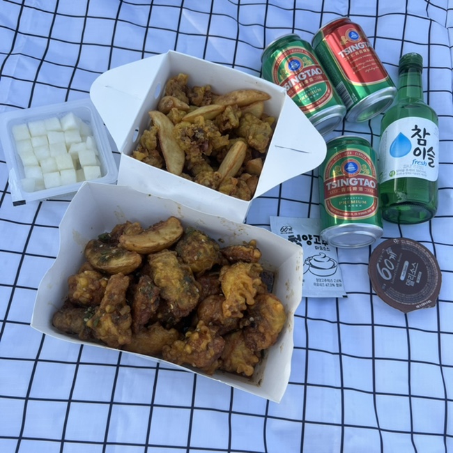  광주근교 황룡강 봄 피크닉 일상 광주 선운지구 맛집 60계 치킨 풍년주막 펍 Alc 721