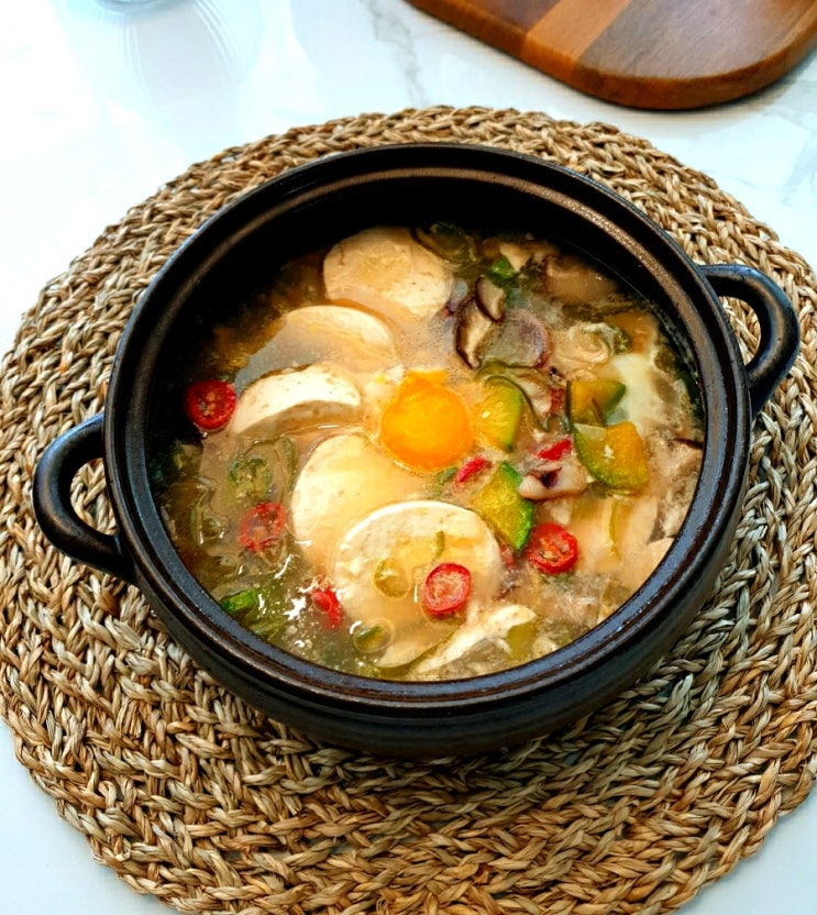  맑은순두부찌개 안매운 하얀순두부찌개 끓이는법 10분컷 순두부요리