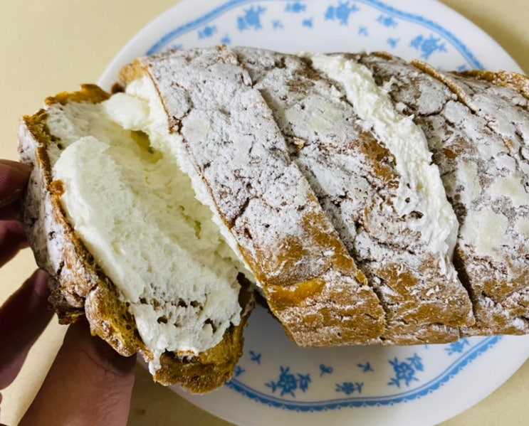 뚜레쥬르 카페모카크림빵 크림듬뿍 영양성분 칼로리