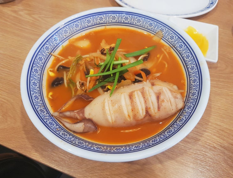  용인 동백 새로 생긴 중국집! 난춘반점에서 먹은 짜장면과 통오징어 짬뽕